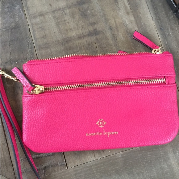 Nanette Lepore Handbags - NWOT Nanette Lepore wristlet